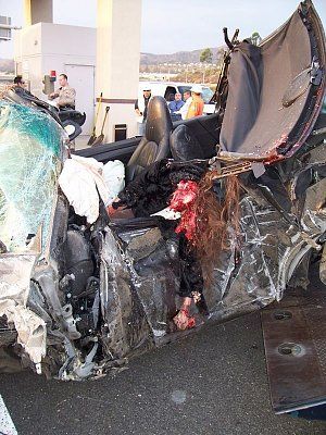nicole-catsouras-lost-control-porsche-hits-toll-booth-gory-pictures-8.jpg