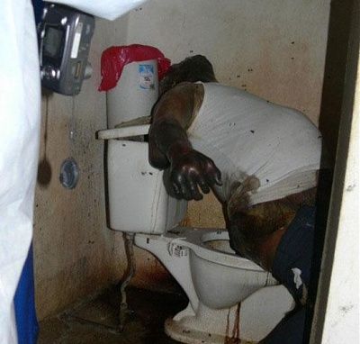 man-died-taking-shit-45.jpg