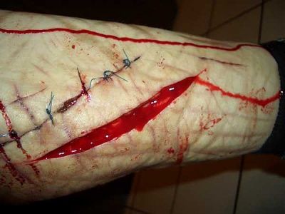 some-emo-girl-needs-serious-help-emo_girl_cuts_herself_picture-127.jpg
