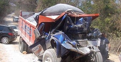 dumptruck-accident-truck5.jpg