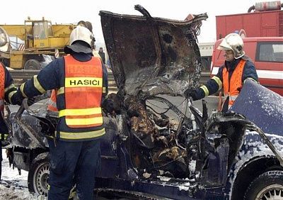 nasty-car-accident-crash-car6.jpg
