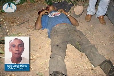man-murdered-garden-hoe-25.jpg