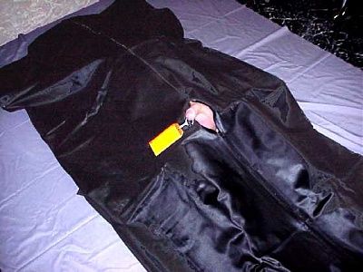 case-missing-toes-penis-tagged-body-bag-penis.jpg