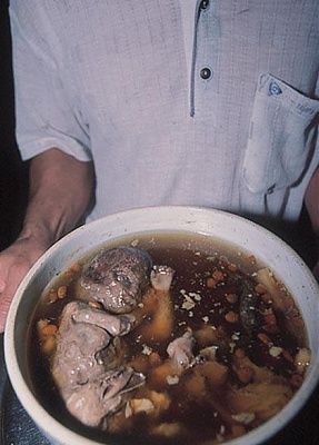 book-talks-about-chinese-fetal-soup-20011016unv020097007.jpg