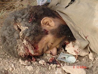 digging-bodies-rubble-orig_dsc01614_125.jpg