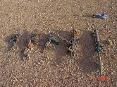 stripping-dead-their-weapons-orig_dsc02444_188.jpg