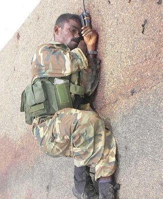 iraqi-soldier-blown-shit-dead-iraqi-soldier-2.jpg