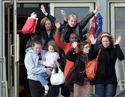 omaha-mall-massacre-december-5-2007-omaha-mall-shooting-photos-3.jpg