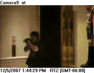 omaha-mall-massacre-december-5-2007-omaha-mall-shooting-photos-6.jpg