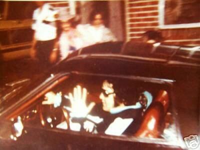 famous-last-photographs-elvis-last-picture-taken-.jpg