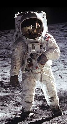 apollo-11-moon-landing-10.jpg