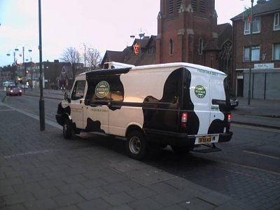 54-cow-cars-all-around-world-cow-car-52.jpg