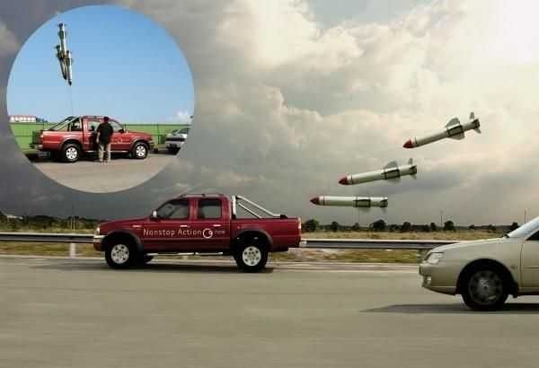 16061-inflatable-missile-balloons-your-car-inflatable-missile-balloons-your-car.jpg