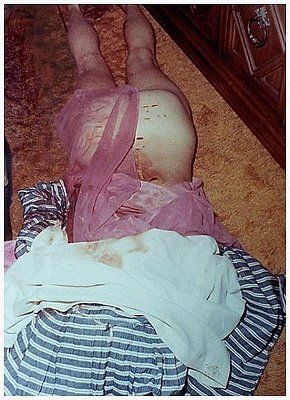 charles-manson-crime-scene-pictures-rosemarylabiancafloor.jpg