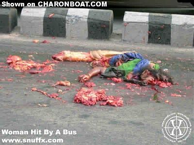 charonboat_dot_com_woman_squashed_by_bus_1.jpg