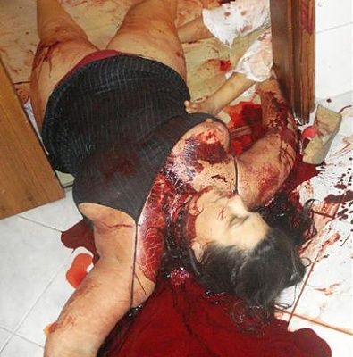 9857-images-random-dead-femalesbig0.jpg