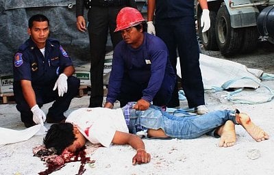 worker-falls-off-bldg1-th-mar25-13-20-281-29.jpg