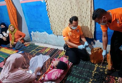 _9258_heboh-warga-desa-melati-ii-perbaungan-tewas-gantung-diri-diduga-karena-ditolak-.jpg