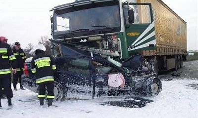 volvo-crash-04-500x333.jpg