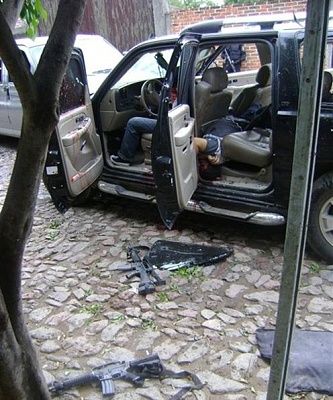 cartel-standoff3.jpg