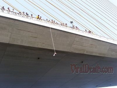 viraldeath_com-long-rope.jpg