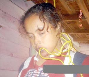 th_71243_colgados63_123_411lo.jpg