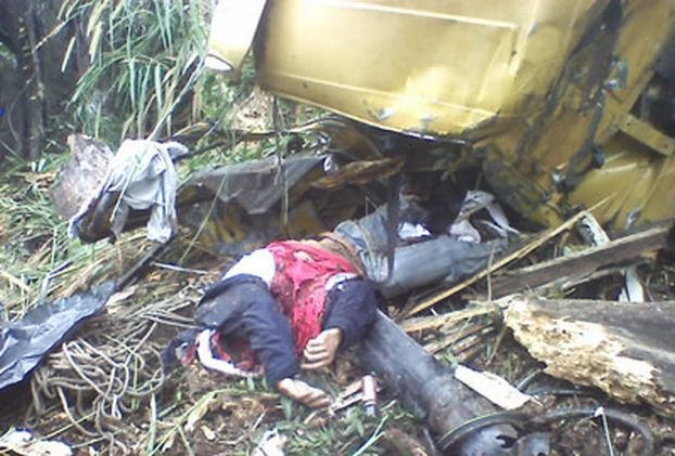 truck crash dead 2.jpg