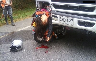 girl-embedded-lorry-.jpg