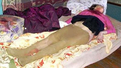 dead-her-pantyhose-7.jpg