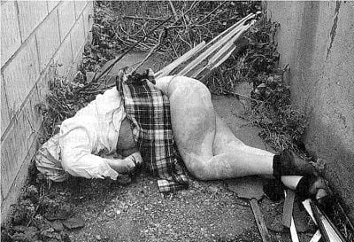 dead-her-pantyhose-17.jpg