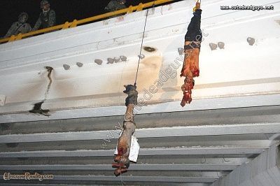 hanged-20from-20bridge-20in-20mexico-20-20www_cutedeadguys_net.jpg