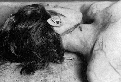 charonboat_dot_com_girl_executed_by_nazi_3.jpg