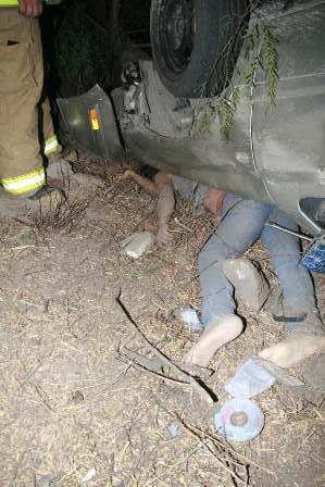 18_28_03_330_MUERE_PAREJA_DE_NOVIOS_EN_VOLCADURA_CELEBRABAN_EL_CUMPLEA_OS_DE_LA_NOVIA2.jpg