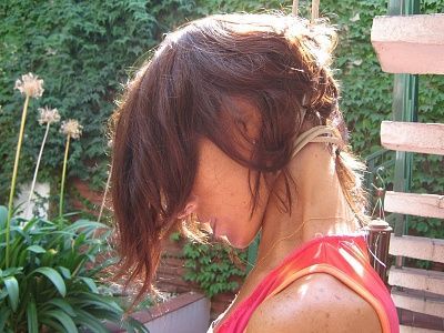 girl-hangs.jpg