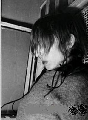 hangingwoman2.jpg