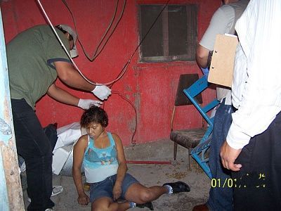 2009-5-16.mexica.potosi.-nely-valentina-ganzalez-reyez-30age-suic3.jpg