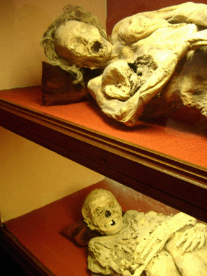 Mummies of Guanajuato, Mexico: Museo de las Momias, Bodies Exhumed 1865-1958 - GuanajuatoMomiasEFE