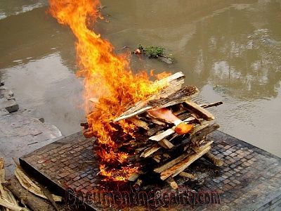 cremation48086n.jpg