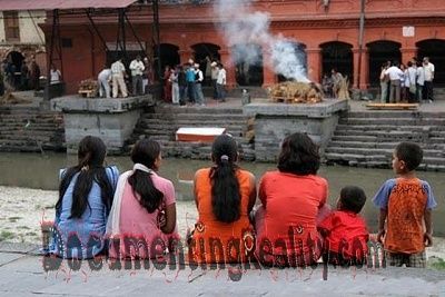 pashupatinath-cremation09cr.jpg