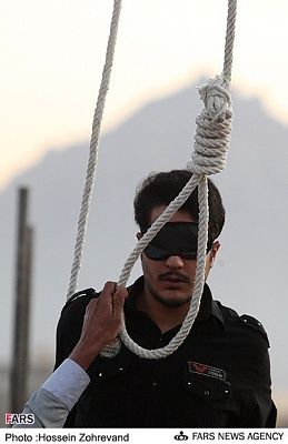 hangings-iran-5-.jpg