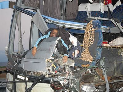 Bus crash3.jpg