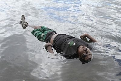 male-20floater-20found-20in-20lake-2001.jpg