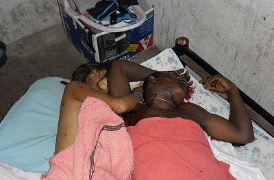 couple-20killed-20while-20sleeping-2001.jpg