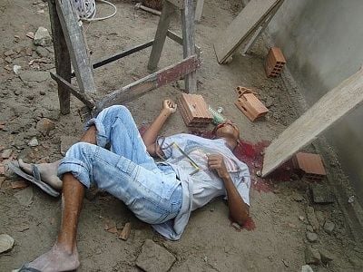 31-20yo-20man-20executed-20while-20working-2001.jpg