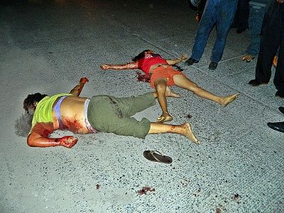 two-20women-20executed-20on-20street-2001.jpg
