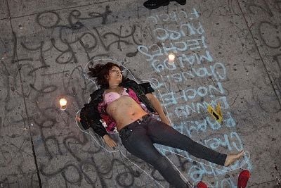 young-20girl-20-28approx-2025-29-20shot-2001.jpg
