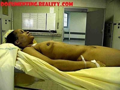 morgue-20girls-20-2817-29.jpg