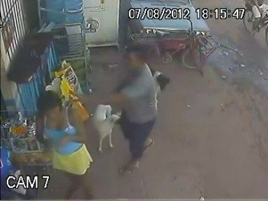 woman%20stabbed%20cctv%20%281%29.jpg