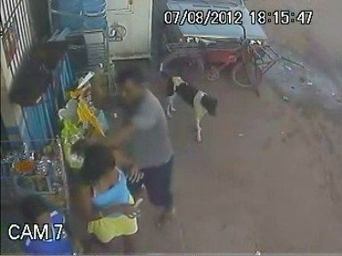 woman%20stabbed%20cctv%20%282%29.jpg
