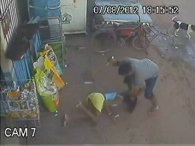 woman%20stabbed%20cctv%20%2810%29.jpg